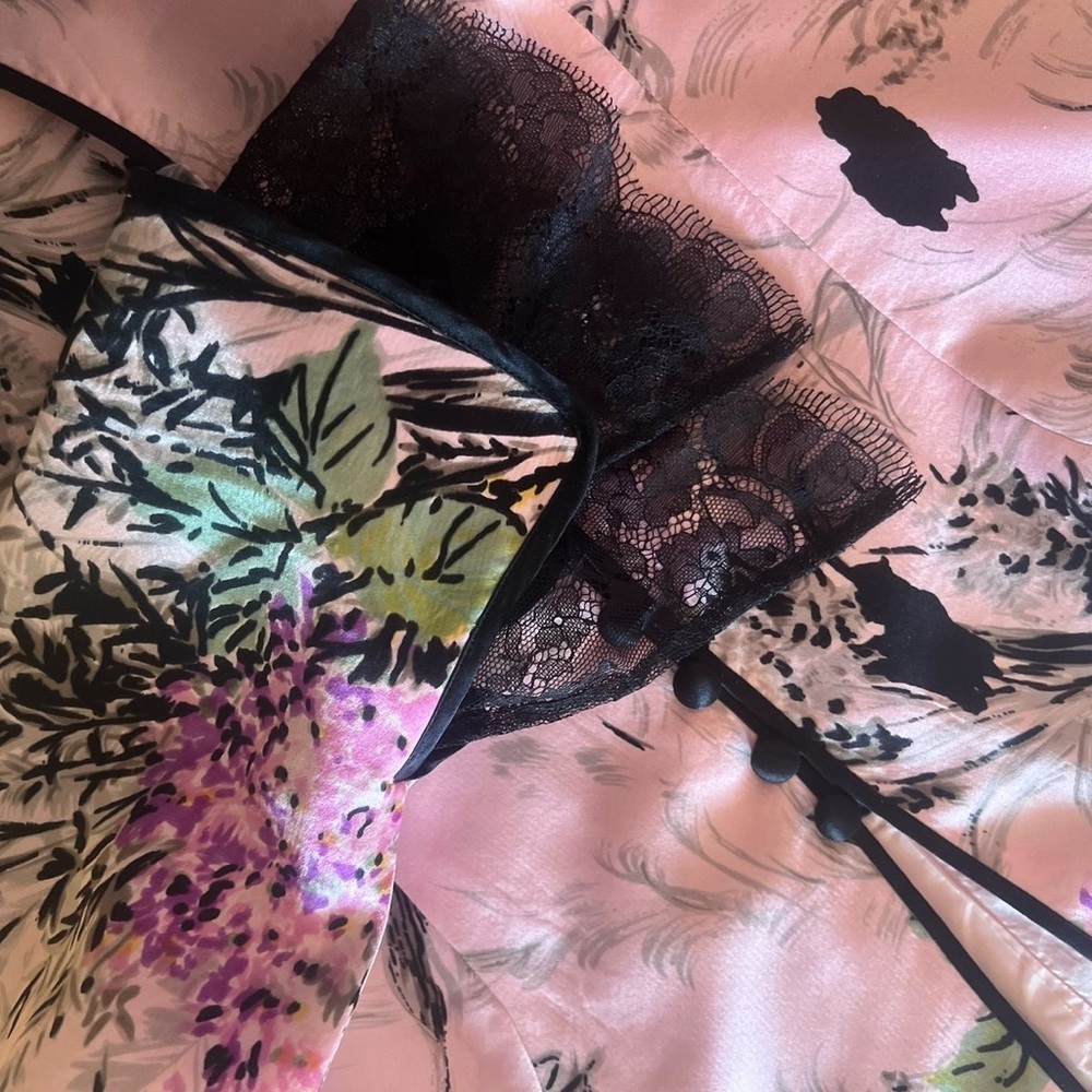 JS Collections silk floral Pink and Black spring Artistic Blazer - Picture 3 of 7